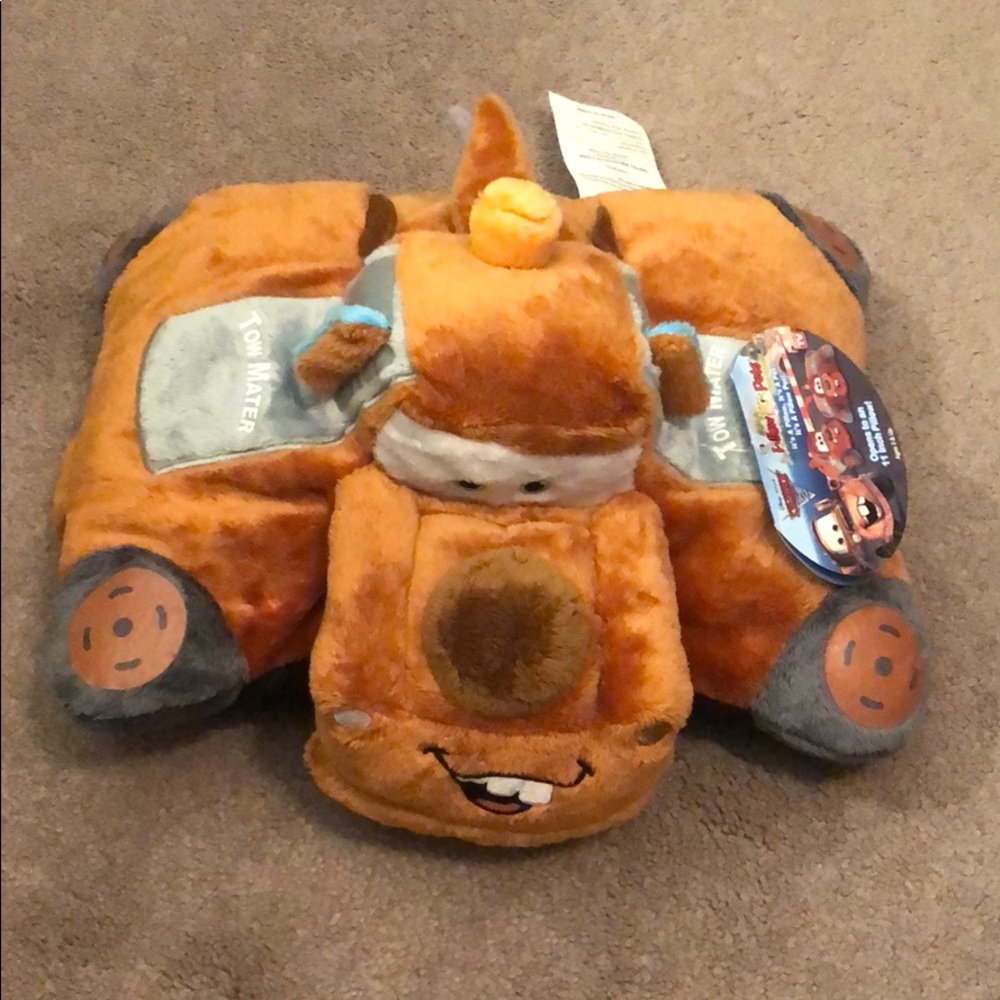 Tow-mater 11inch pillow pet